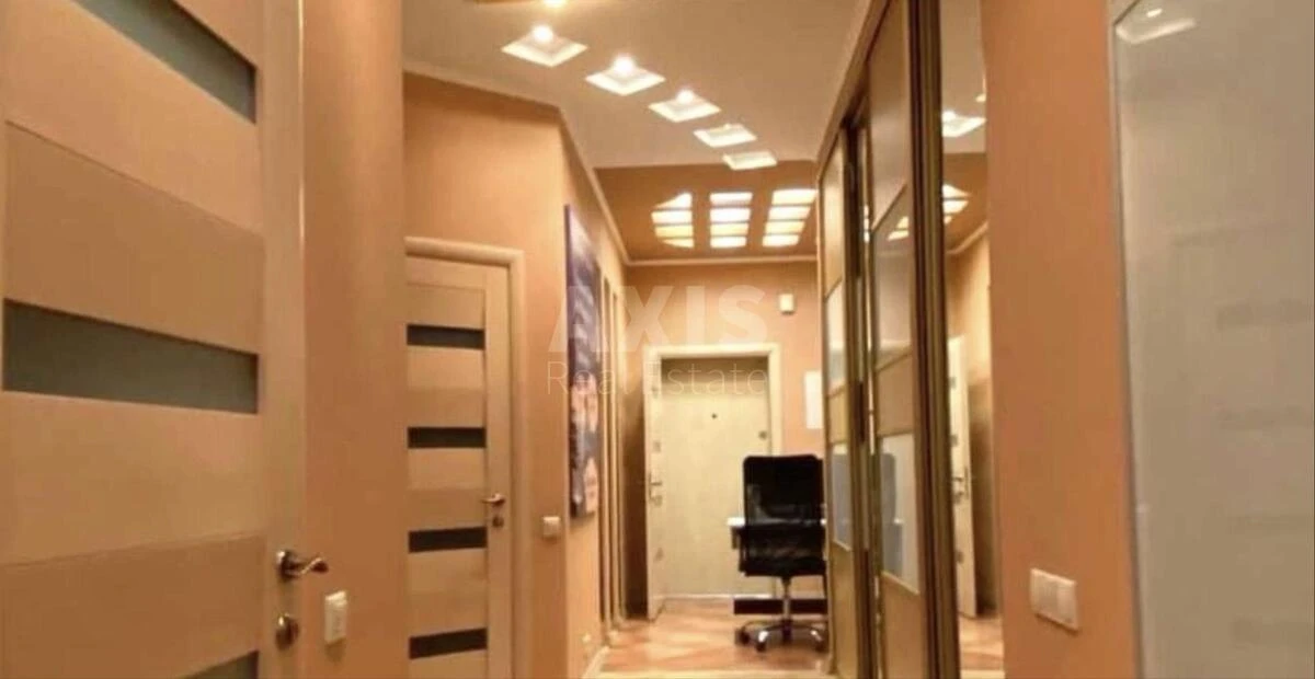 Office vul. Velyka Vasyl'kivs'ka 72, 180m2699513