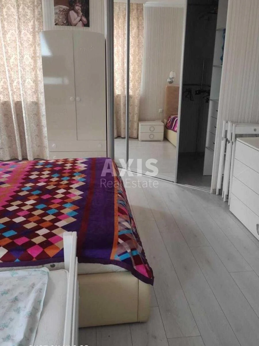 3k apartment pr-t Lobanovs'kogo шість А468925