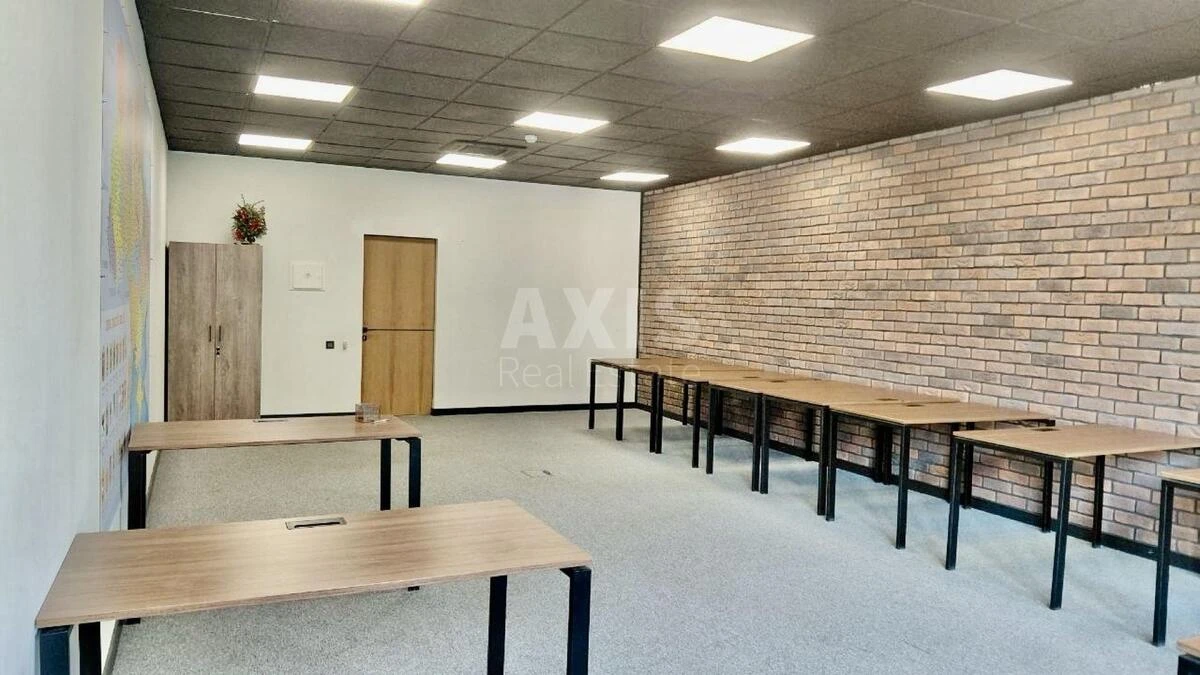 Office vul. Lypkivs'kogo Vasylja Mytropolyta 45, 55m2694174