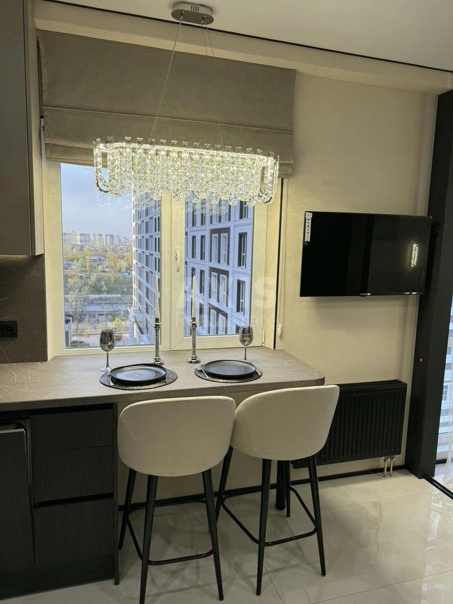 1k apartment vul. Myhajla Maksymovycha 24В694283
