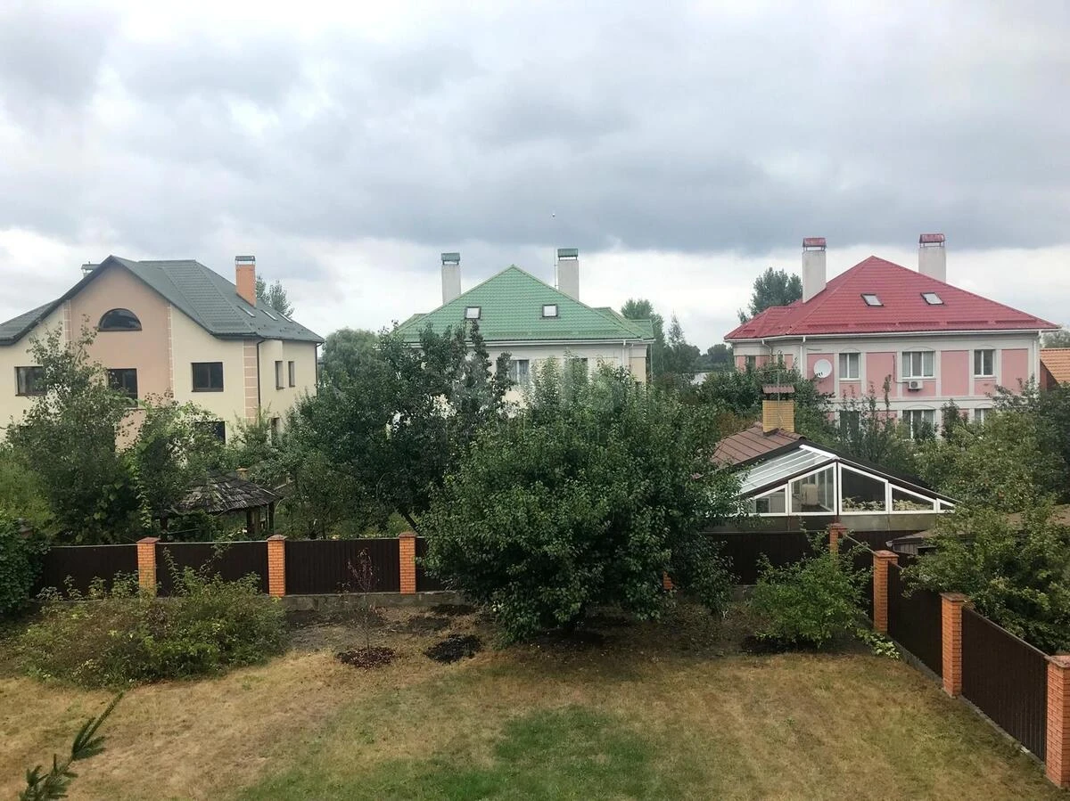 Дoм ул. Богатырская, 438м2, город Киев7042517