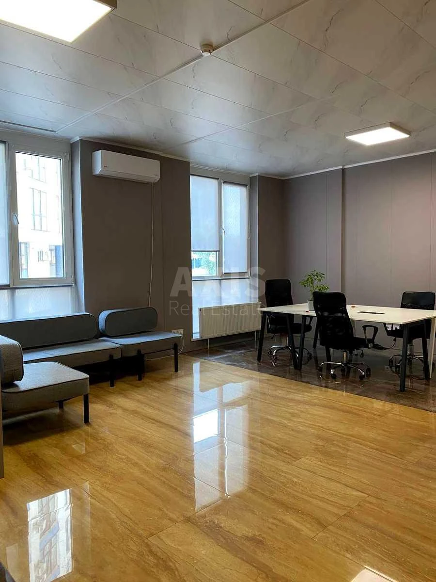 Office vul. Central'na 19, 130m2712827