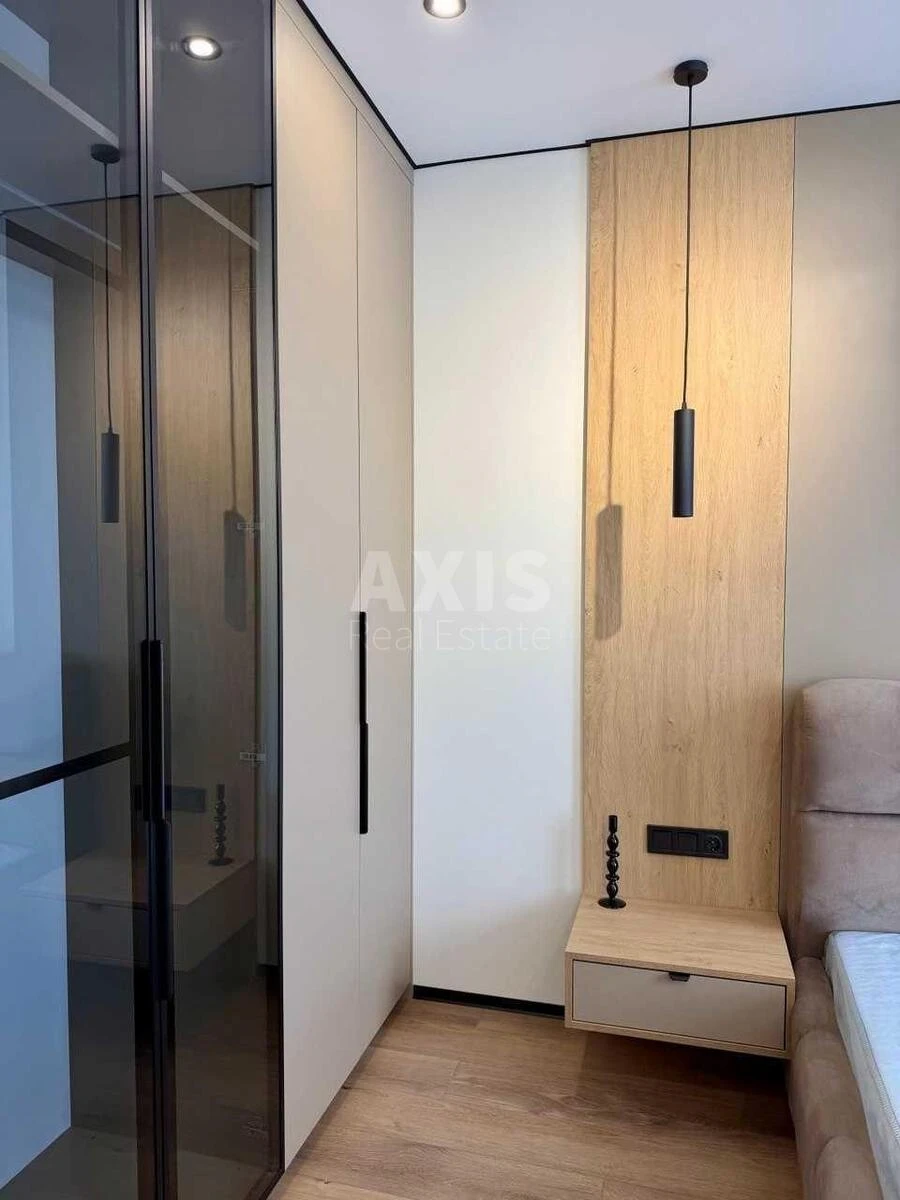 1k apartment vul. Prychal'na 106827515