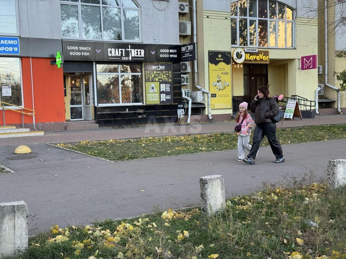 Объект торговли ул. Гната Хоткевича 10, 31м270001