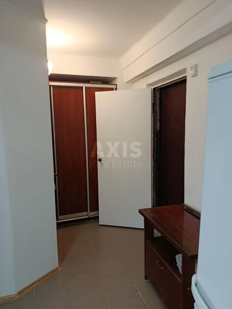 1k apartment bul. Verhovnoi' Rady 1А710324