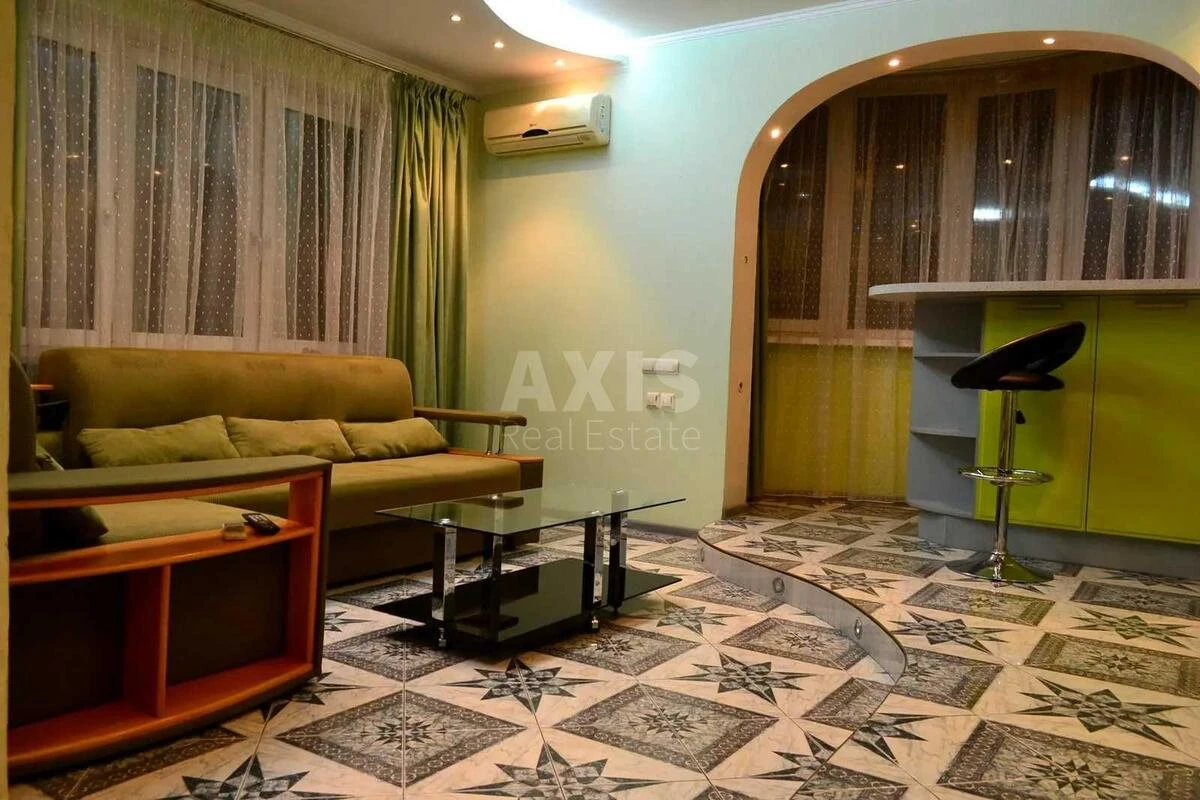 1к квартира ул. Ахматовой Анны 50688061