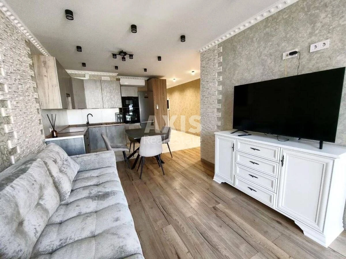 2k apartment nab. Dniprovs'ka Twenty B690505