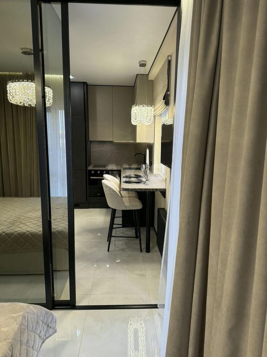 1k apartment vul. Myhajla Maksymovycha 24В694282