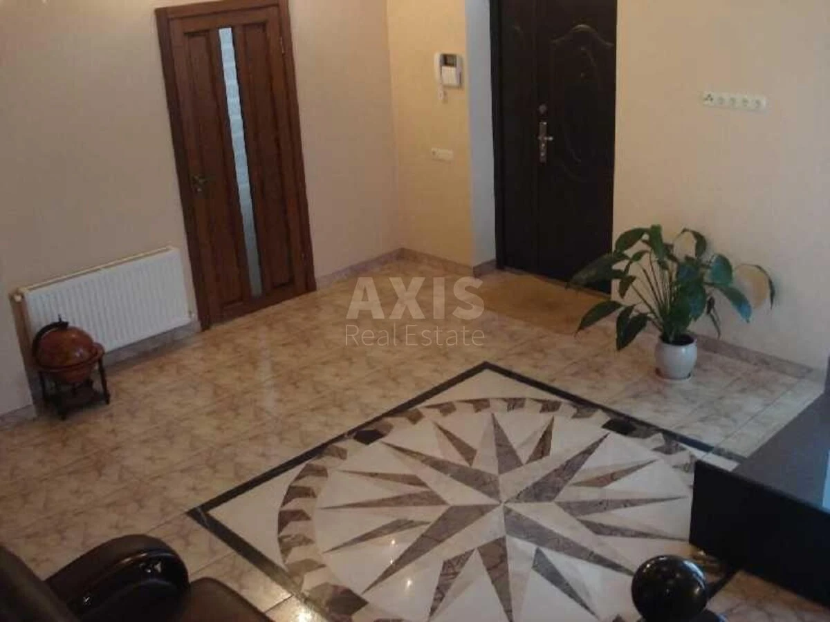 House vul. Prodol'na 1-a, 270m2, Kyiv city625475