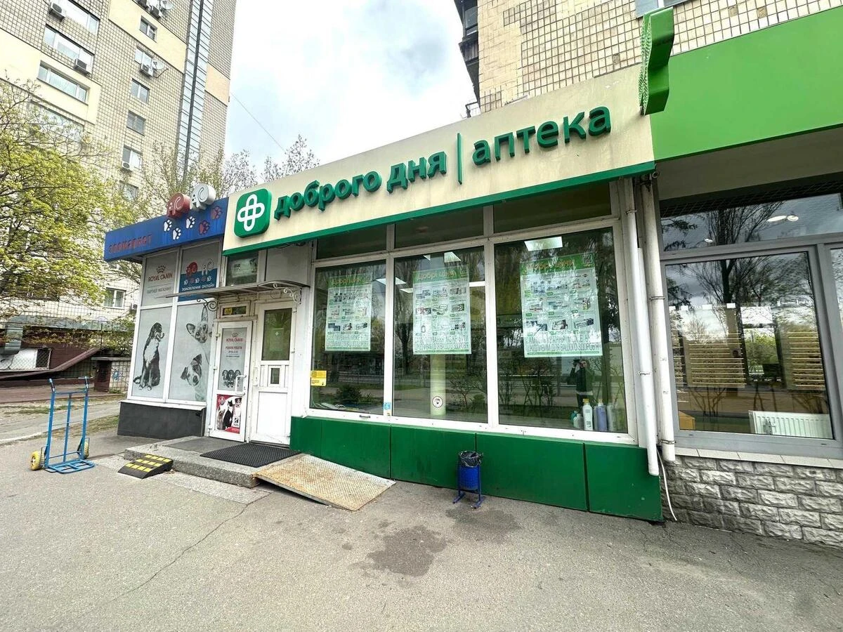 Trade object nab. Rusanivs'ka 8, 176m2681221