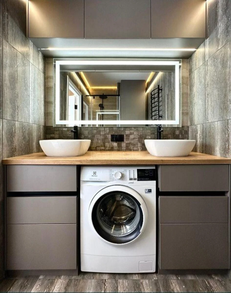2k apartment nab. Dniprovs'ka 18687345