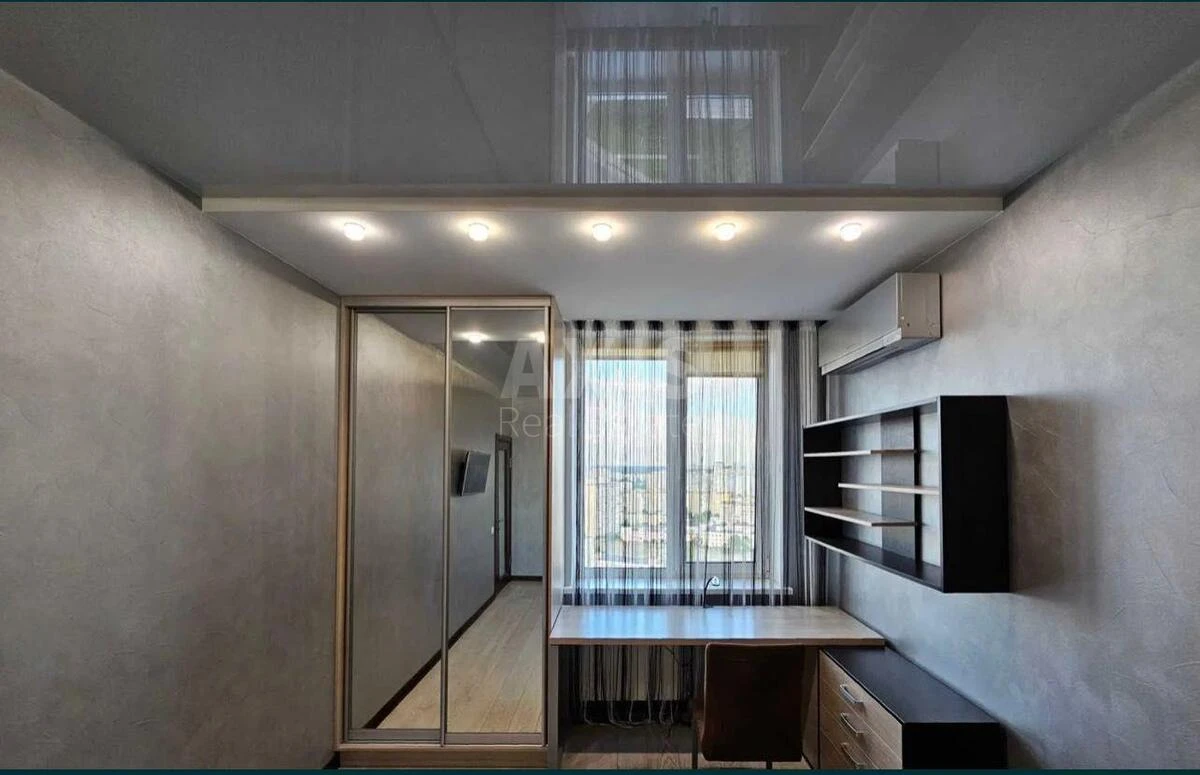 3к квартира ул. Драгоманова 40Ж6998811