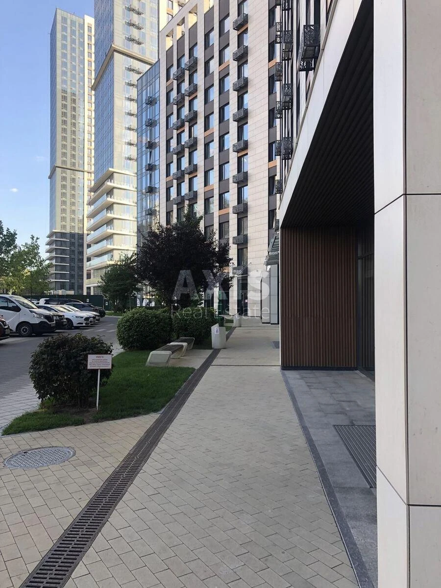 2к квартира ул. Заболотного Академика Один А6707721