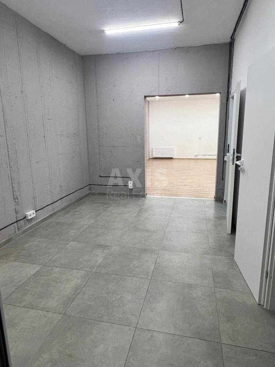Офис ул. Михаила Максимовича 9, 60м2699571