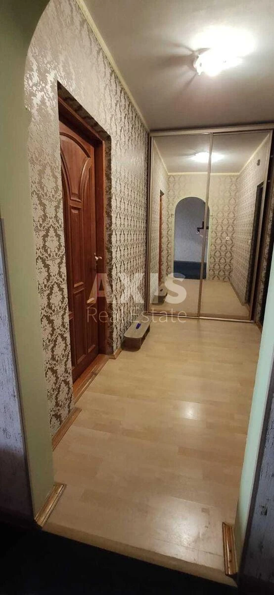 4k apartment vul. Pivnichna 2545152