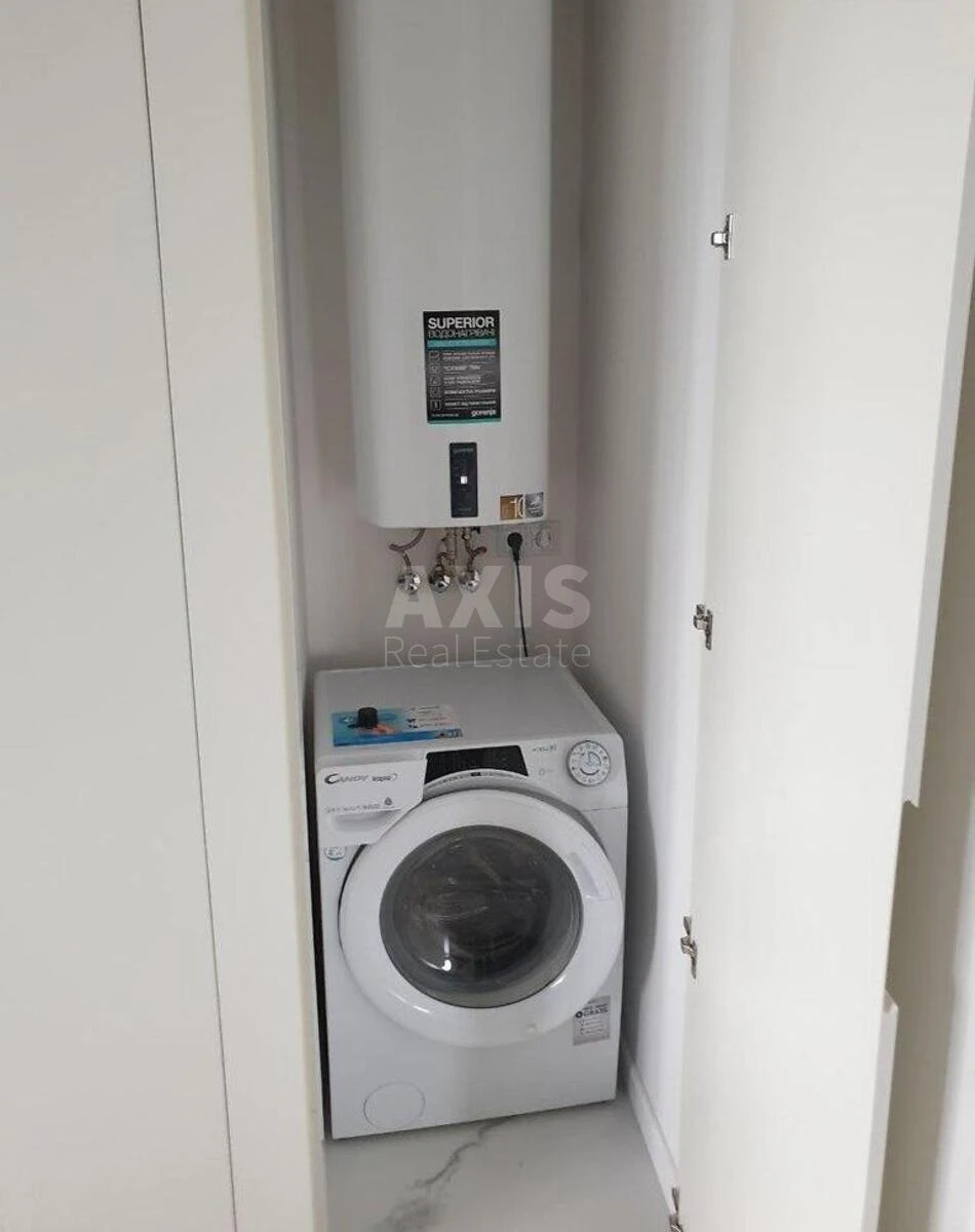 4k apartment nab. Dniprovs'ka 1А6898215
