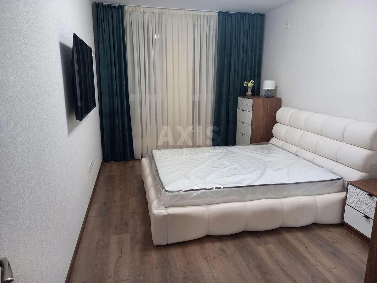 3к квартира пр-т Берестейский 67707197