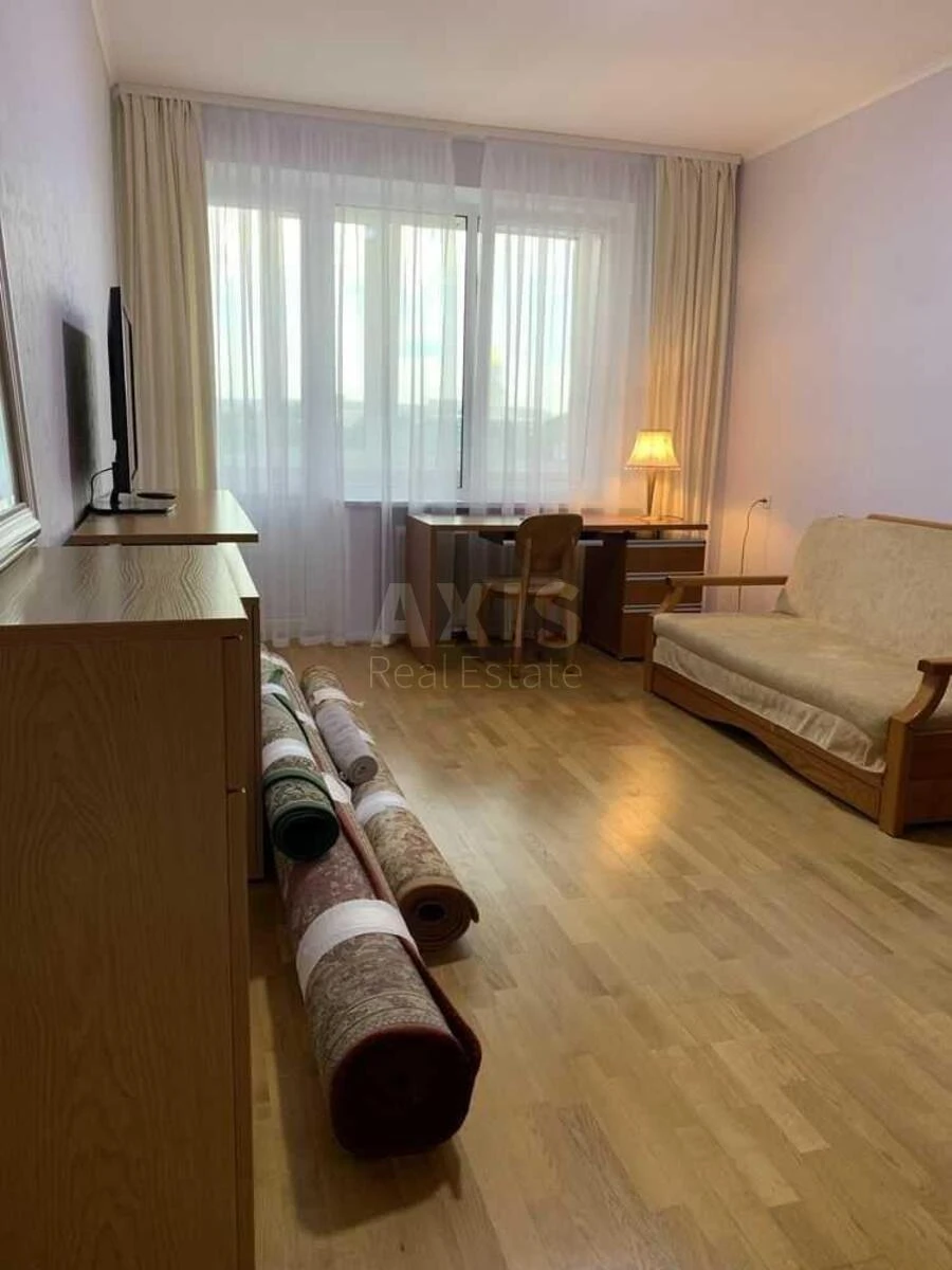3k apartment vul. Staronavodnyc'ka 8Б693228