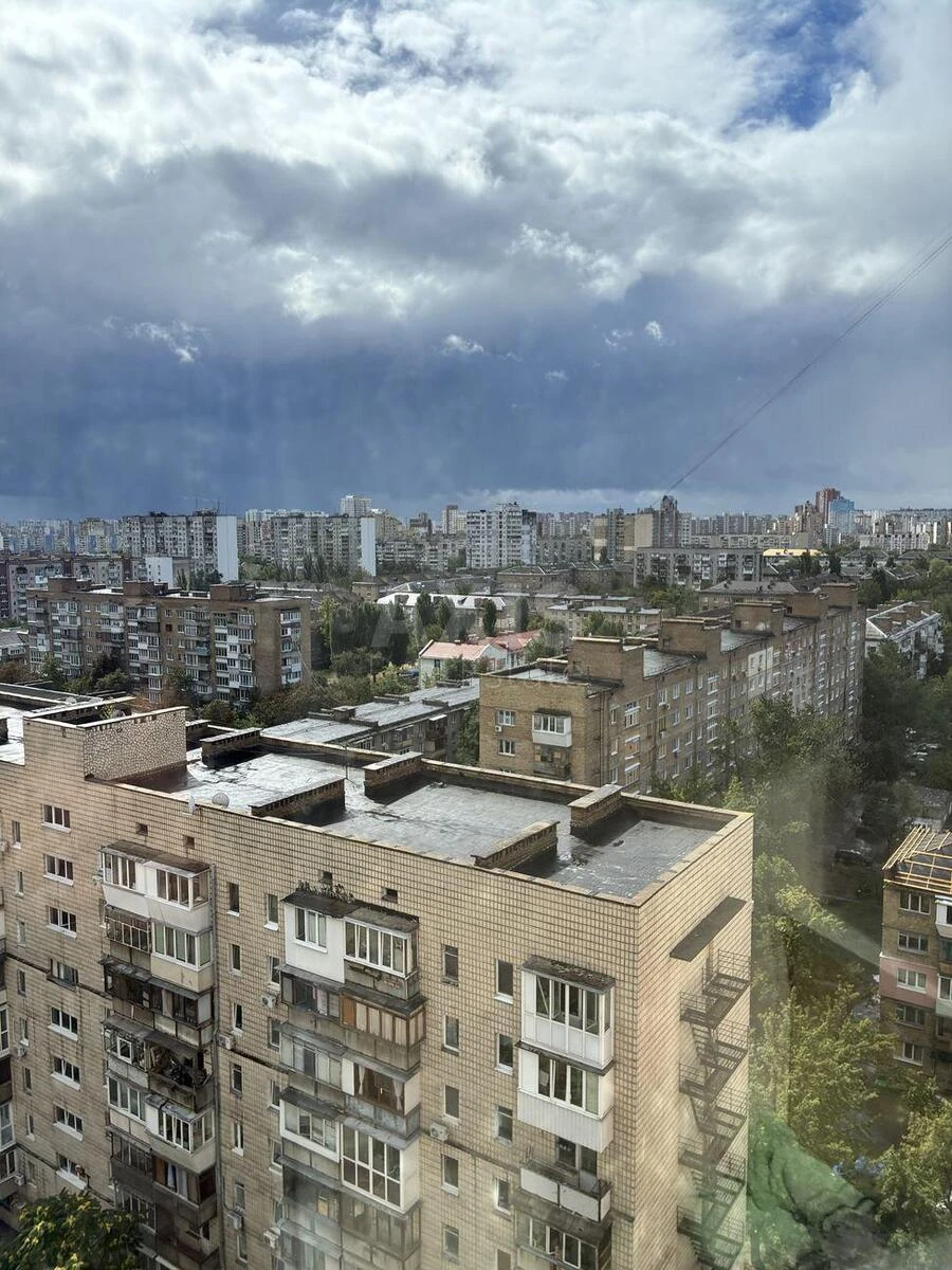 2к квартира ул. Бориспольская 6708003
