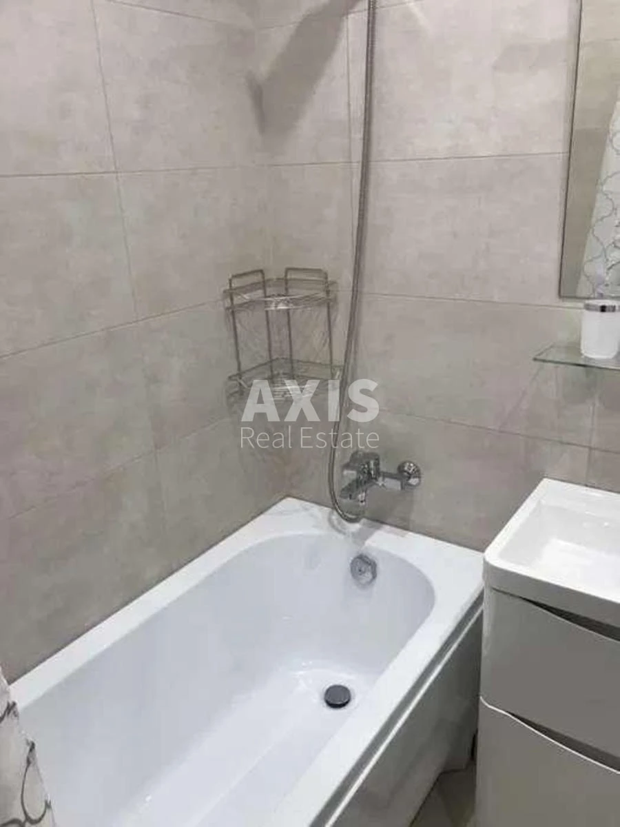 1k apartment vul. Sverstjuka Jevgena 4240553