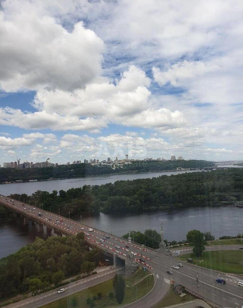 4к квартира наб. Днепровская 1А6898216