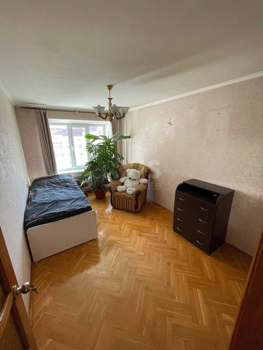 3k apartment vul. Levka Lukyanenka 13А695429
