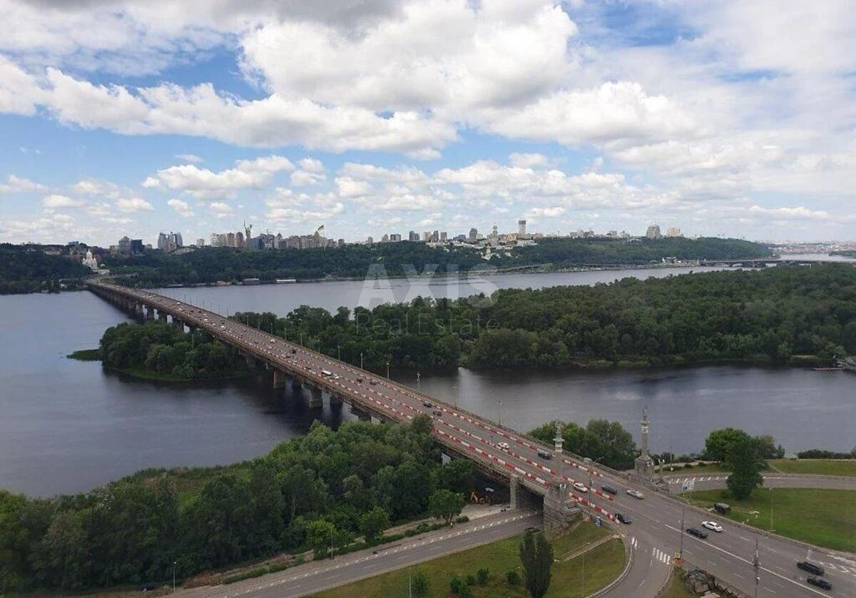4k apartment nab. Dniprovs'ka 1А6898217