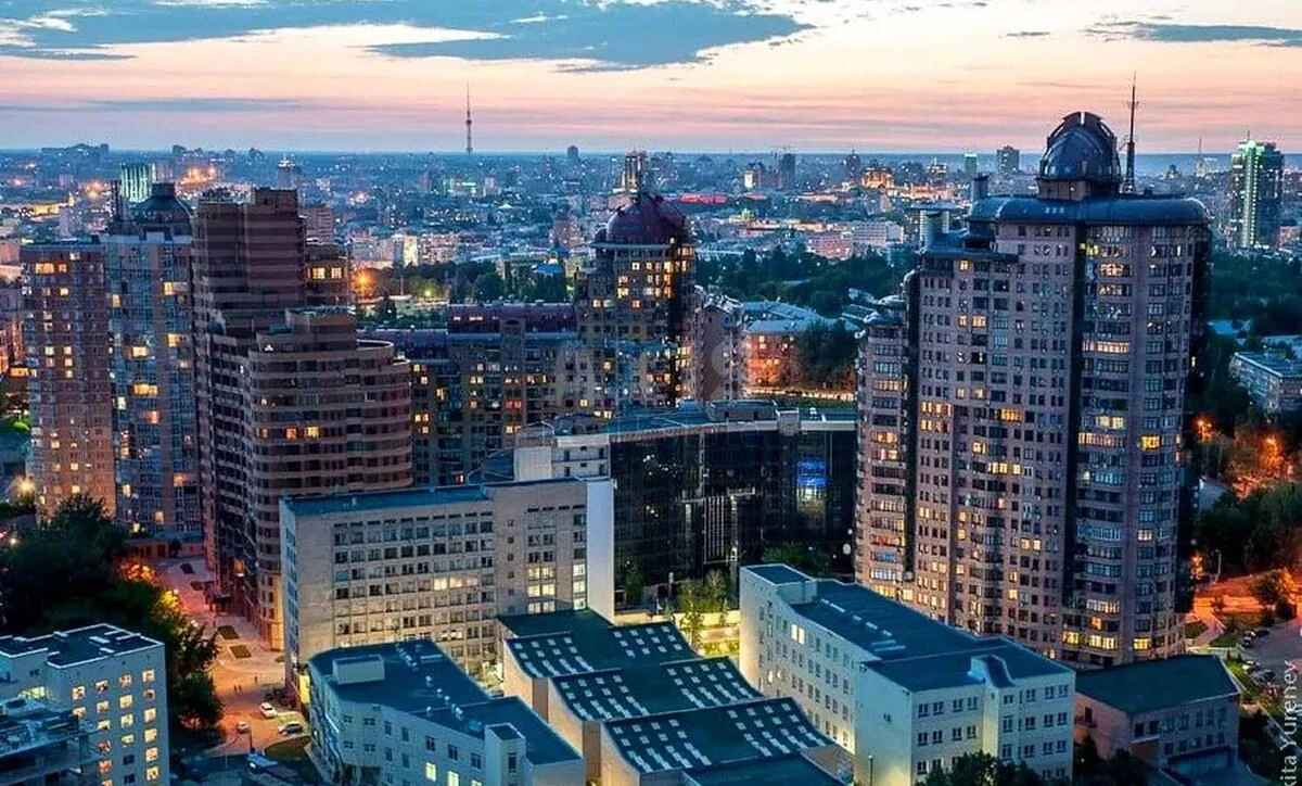 2k apartment vul. Jevgena Konoval'cja 44А608304