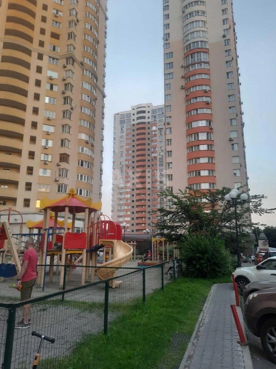 4к квартира ул. Михаила Максимовича 3Д6612820