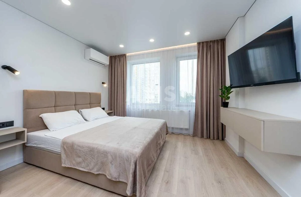 1k apartment vul. Revuc'kogo 527114613