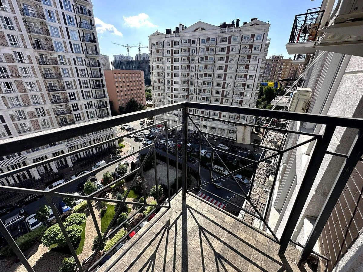 3к квартира ул. Михаила Максимовича 24Б688396