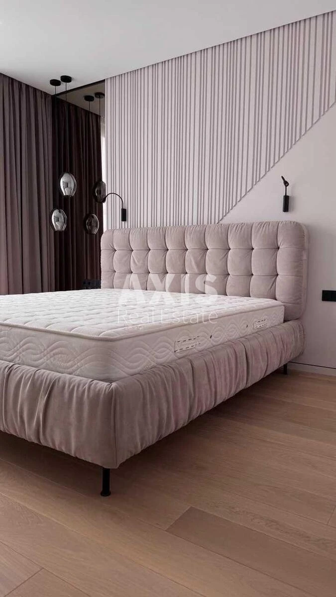 1k apartment vul. Saljutna Two B696504