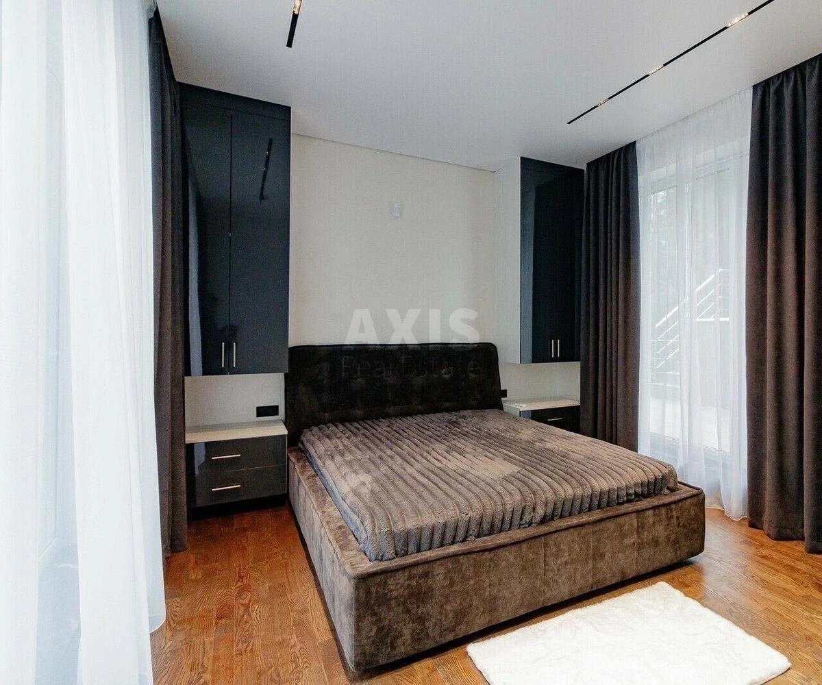 Дoм ул. Дачная, 400м2, город Киев574578