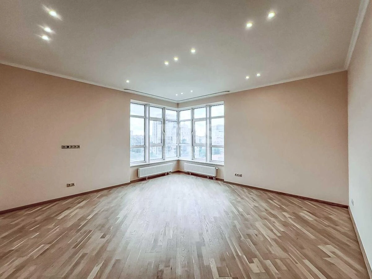 4k apartment uzv. Klovs'kyj 7А7116116