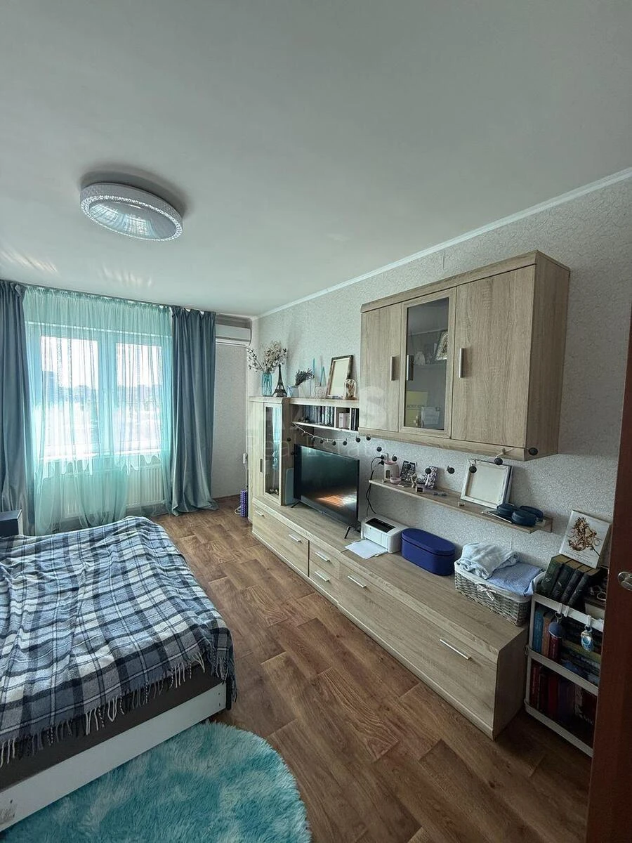 1k apartment prov. Jasynuvats'kyj 11688001