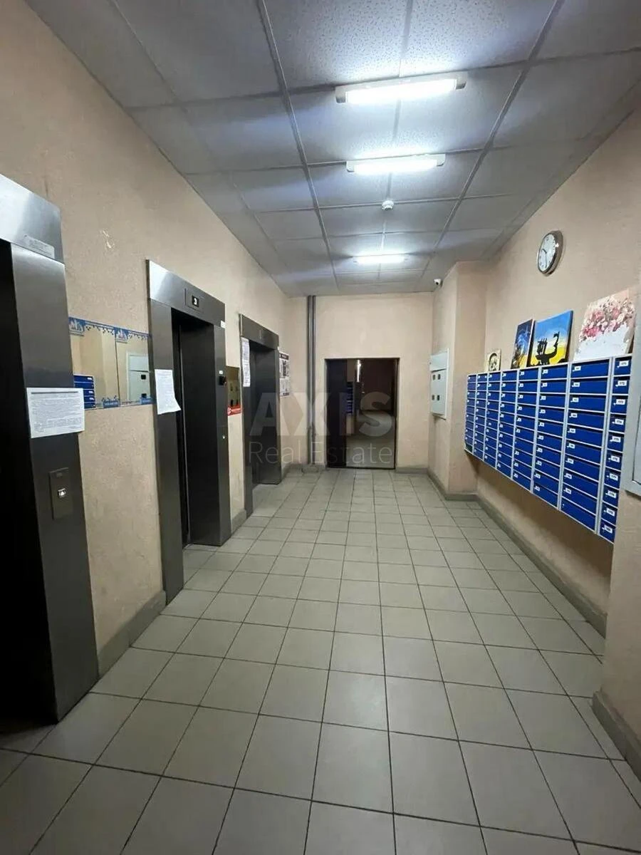 2к квартира ул. Драгоманова 2А7076817