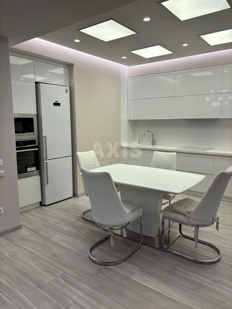3k apartment vul. Glybochyc'ka 32В6799610