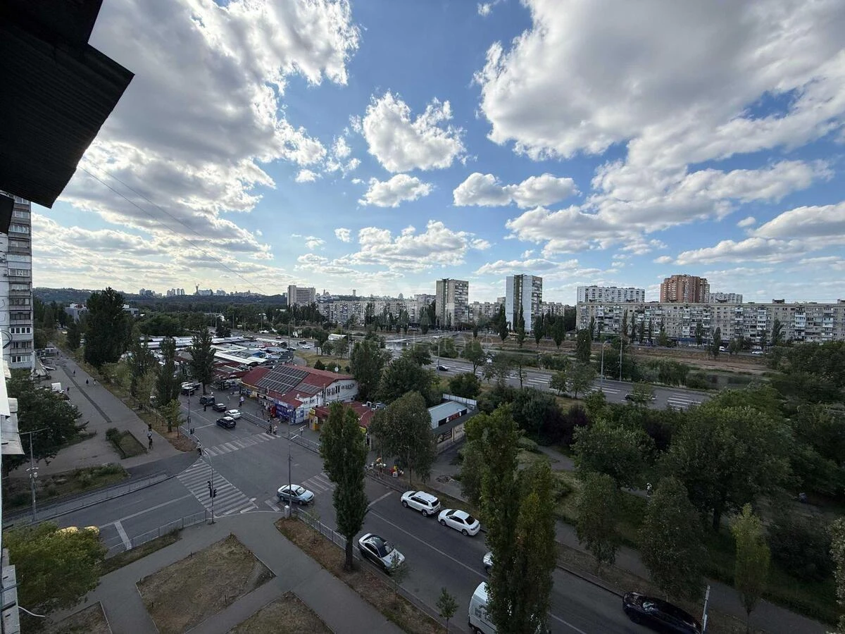 3k apartment vul. Serafymovycha 137107820