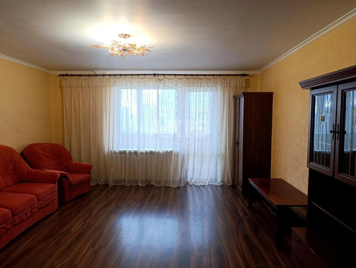 3к квартира бул. Дарницкий 8681832