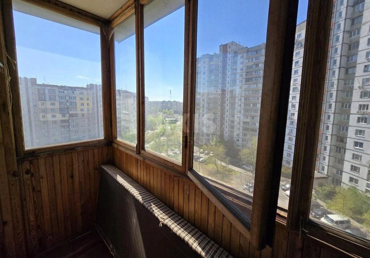 1k apartment vul. Bal'zaka Onore de 566805610