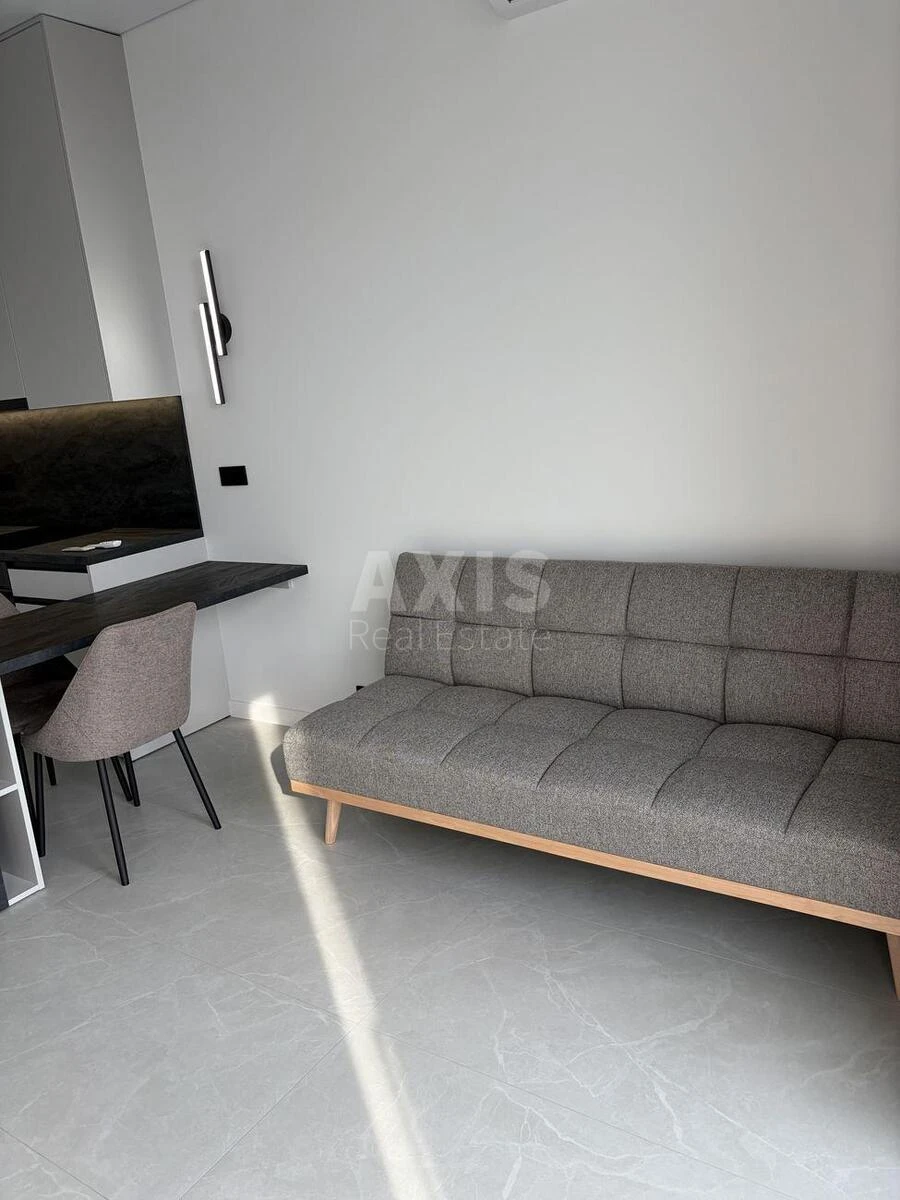 1к квартира ул. Гарета Джонса 8703021