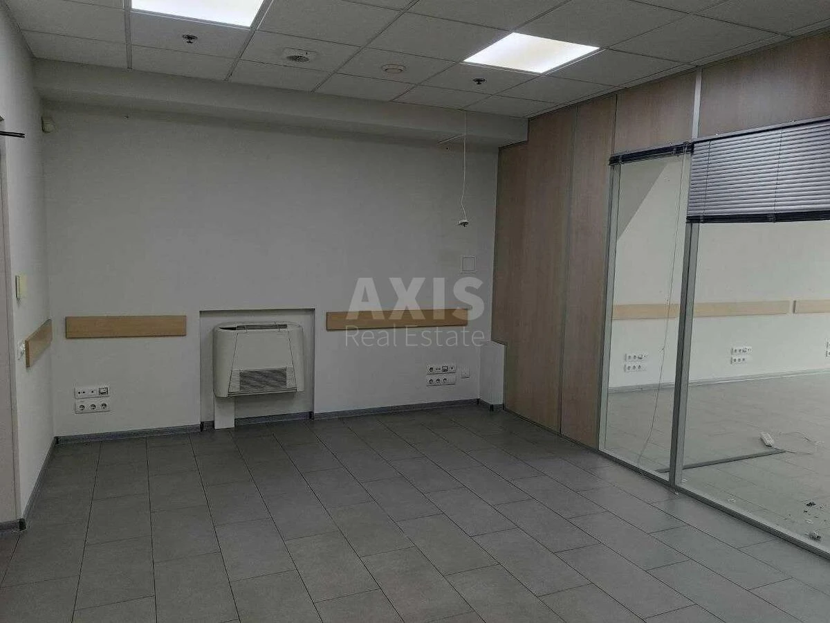 Офис ул. Антоновича 172, 137м2700052