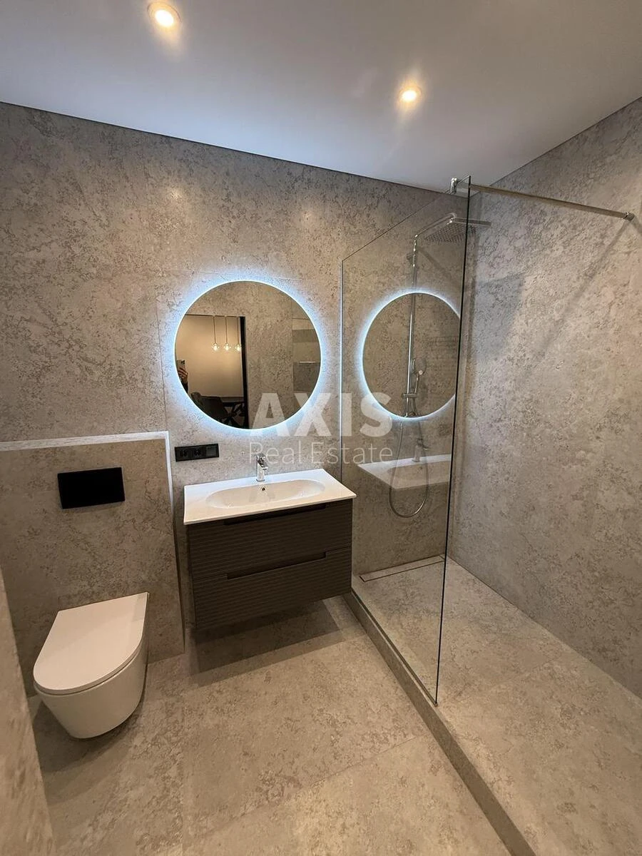 1k apartment pr-t Berestejskij 11B679618