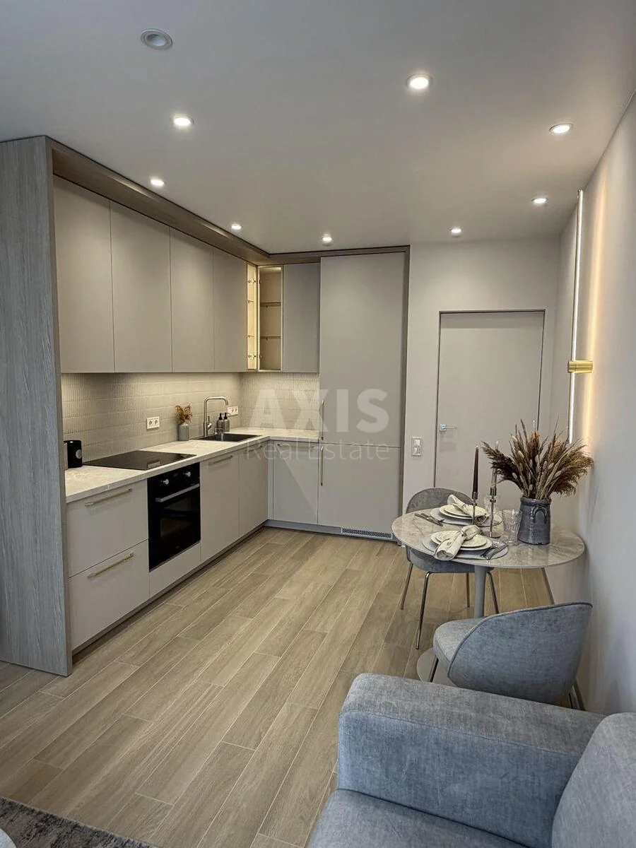 1k apartment vul. Vsevoloda Zmijenka 3
