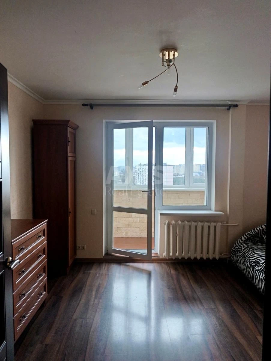 3к квартира бул. Дарницкий 8681830