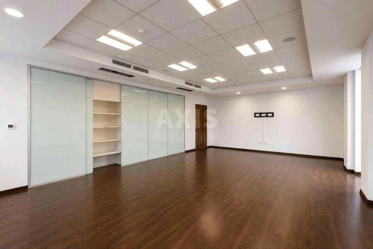 Office vul. Velyka Vasyl'kivs'ka 57/3, 623m2713097