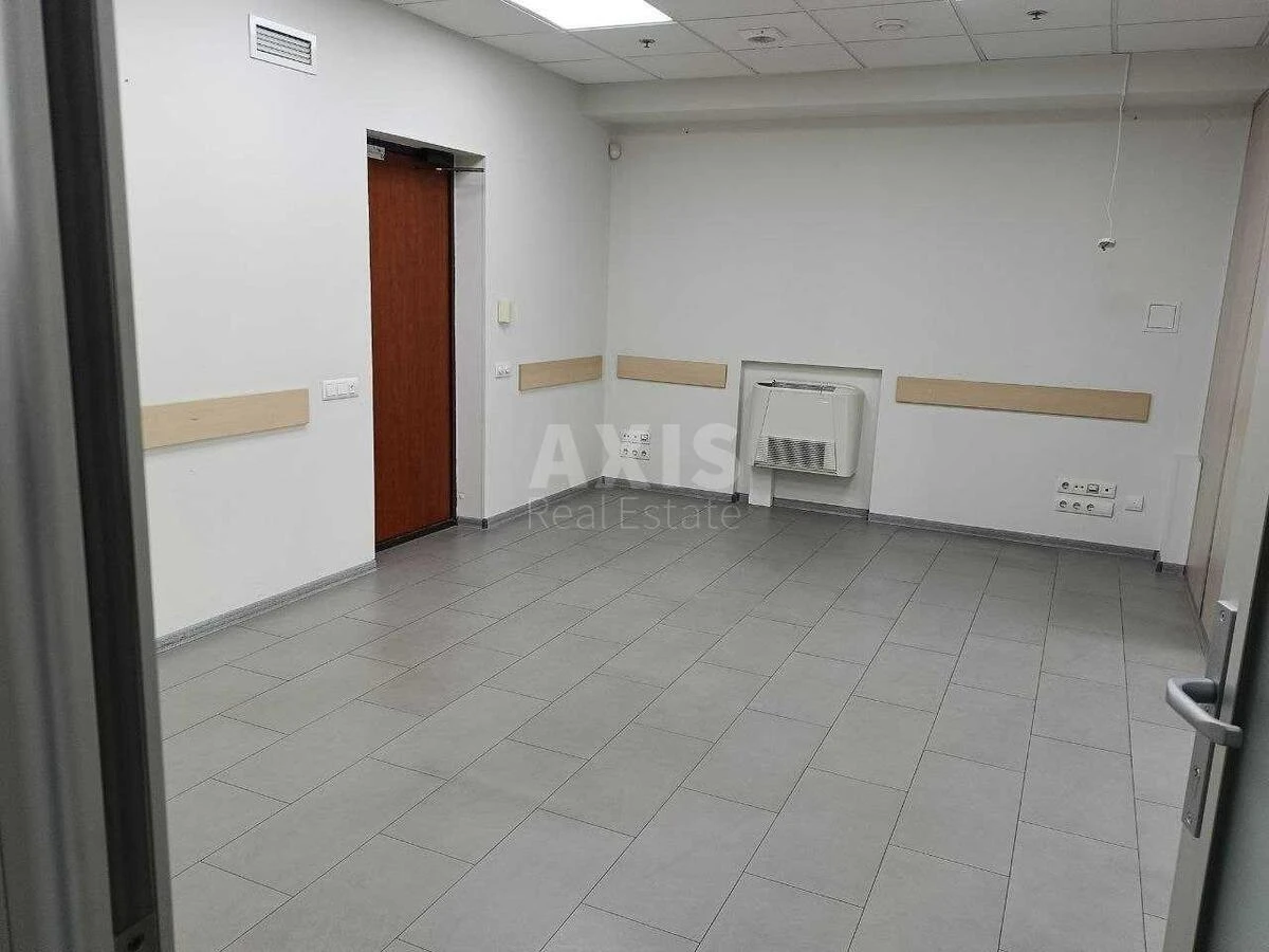 Office vul. Antonovycha 172, 137m2700053
