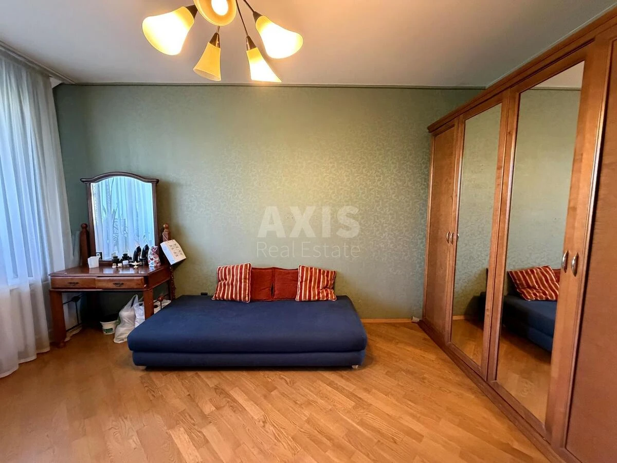 3k apartment vul. Donec'ka 37/19688324