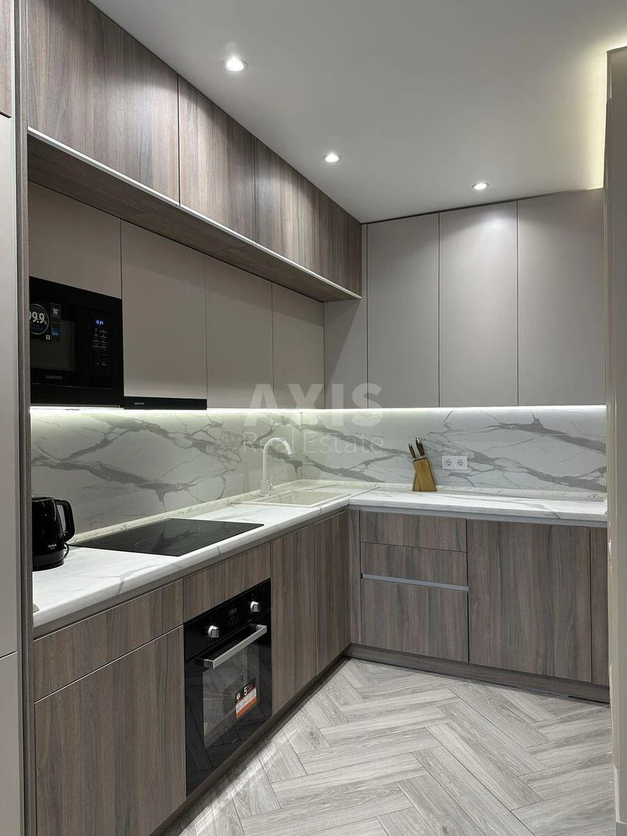 3k apartment nab. Dniprovs'ka 18А693650