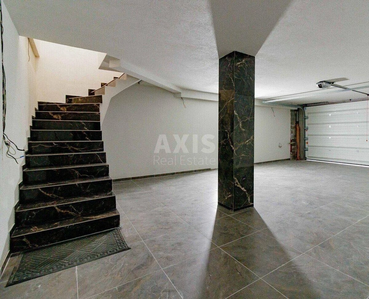 Дoм ул. Дачная, 400м2, город Киев5745712